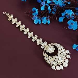 Maang Tikka traditionnel indien fausse perle Kundan fabrication indienne bijoux de mariage Chandbaali Maang Tikka pour les femmes, or - Product Image 2