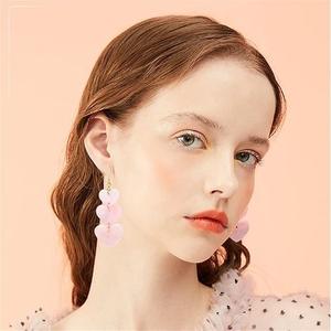 Pendiente de resina epoxi de nuevo diseño Pendientes de joyería de moda antigua para precio al por mayor Pendiente de resina epoxi - Product Image 2