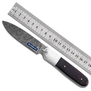 Cuchillo de Caza Hecho a Mano Personalizado DD-DAM-470, Hoja de Acero de Damasco de 3.5mm de Grosor, Punta Caída, Empuñadura de Madera Wenge con Refuerzos de Acero Inoxidable - Product Image 4