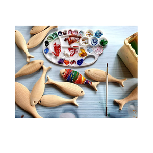 Jouets artisanaux en bois pour enfants à partir de poissons en bois fabriqués à la main avec la livraison rapide - Product Image 4