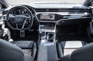 4L V-8 Usado 2025 RS 6 Avant 4.0T Tracción en las Cuatro Ruedas Transmisión Automática - Product Image 3