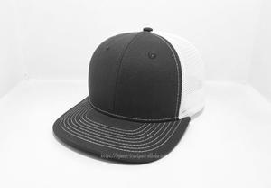 Vente en gros de casquettes de camionneur de haute qualité chapeaux à 6 panneaux avec étiquette tissée personnalisée logo activités de plein air chapeaux de sport respirants à dos en maille - Product Image 2
