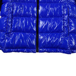 เสื้อแจ็คเก็ตพัฟเฟอร์ผู้ชายคุณภาพพรีเมียมสำหรับฤดูหนาว พร้อมพิมพ์โลโก้ด้านหน้าตามสั่ง กันน้ำและกันลม ขายส่งปี 2022 - Product Image 3