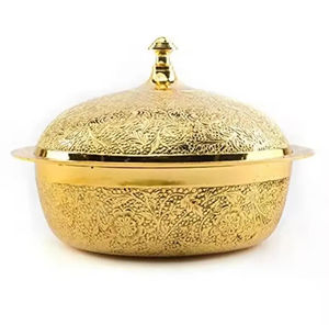 Marmites en métal faites à la main avec élégant couvercle doré Réchauffeur d'aliments de qualité supérieure pour la vaisselle de mariage et d'événement - Product Image 3