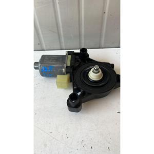 Moteur électrique de lève-vitre avant droit pour VOLKSWAGEN Golf 7 Berline (12>) 5Q0959802C DAC - Product Image 3