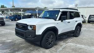 Offre Spéciale 2024 : Véhicules d'Occasion Premium 4x4 Automatiques Intelligents en Excellent État, Prêts à être Expédiés - Product Image 5