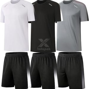 Ensemble de vêtements de sport de football pour adultes sur mesure, de haute qualité, 100% polyester, imperméable, séchage rapide, faible MOQ, transfert thermique - Product Image 1