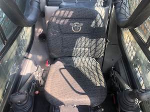 รถตักล้อยางรุ่น TV450B ปี 2023: กำลังขับขับขั้นนำอุตสาหกรรมและประสิทธิภาพสูง - Product Image 4