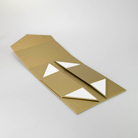 Boîte en papier pliable magnétique fantaisie sur mesure pour robe, vêtements, chaussures, emballage de boîte pliable avec ruban