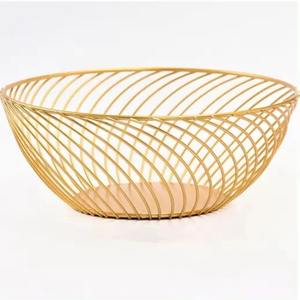 Panier de rangement multifonctionnel en fil de fer doré, style moderne classique, écologique et durable, pour la décoration intérieure et le rangement quotidien des légumes - Product Image 3