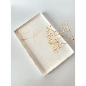 Bandeja de Servicio de Resina con Diseño Floral en Tonos Pastel, Recubrimiento Protector Brillante, Resistente, Ligera y Elegante - Product Image 4