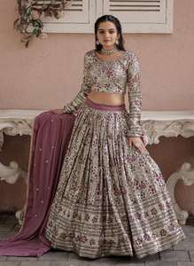 Lehenga Choli de Estilo Georgette de Primera Calidad para Mujer, Ropa de Aspecto Elegante, Proveedor de Ropa, Disponible en Grandes Cantidades para la Venta - Product Image 6