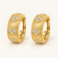 Boucles d'oreilles créoles trèfle en or 18 carats avec diamants de laboratoire, bijoux fins