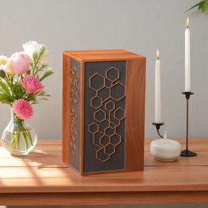 โกศเผาศพทำจากไม้ทำด้วยมือรูปทรงเรขาคณิตแกะสลักของที่ระลึกสำหรับขี้เถ้าผู้ใหญ่ - Product Image 1