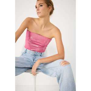 Blusa Casual Brillante de Poliéster sin Tirantes con Cuello Redondo, Manga Corta y Logotipo Frontal - Product Image 1