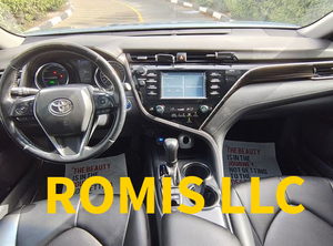 Toyota Camry Sedan Usata 2019 Blu Automatica Benzina Fari LED 5 Posti Pneumatici R17 Emissioni Euro VI - Product Image 2