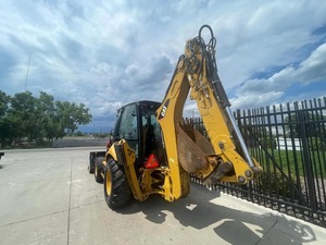 รถแทรกเตอร์ใช้ล้อ430F 4x4 420รถตักดินพร้อมเครื่องยนต์ Kubota ส่วนประกอบหลักแบริ่งและเครื่องยนต์รวม - Product Image 5