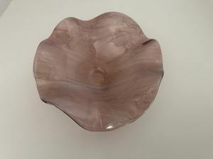 Bol en résine fait main avec motif de modèle et style alimentaire, surface lisse pour la décoration intérieure de luxe et les projets d'intérieur - Product Image 3