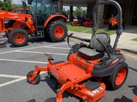 Cortadora de Césped Profesional Kubota de Giro Cero, Motor Potente, Plataforma de Corte Ancha, Control Suave, Eficiente Cortadora de Césped para Jardín en Venta