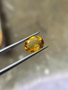 พลอยซิทรินธรรมชาติสีทองเหลืองสดใสทรงรี น้ำหนัก 7-9 กะรัต ขัดเงา/เคลือบน้ำมัน สำหรับทำเครื่องประดับ เดือนพฤศจิกายน - Product Image 3