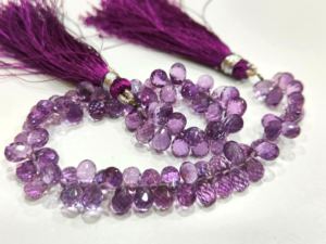 Forma de lágrima de amatista natural 5x7mm Briolette cuentas facetadas hebra 8 pulgadas de largo - Product Image 5