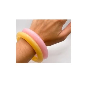 Bracelet en résine rose clair et jaune pour les produits les plus vendus et la taille personnalisée bracelet en résine le plus vendu à la vente - Product Image 1