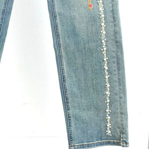 Jean bleu OEM pour femmes, denim à jambes larges de haute qualité, jean pour dames, pantalon cargo respirant en denim, pantalon délavé aux minéraux - Product Image 3