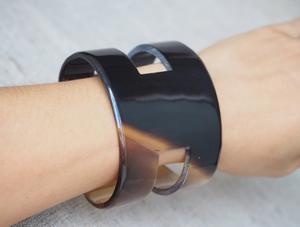 Bracelets en corne de buffle naturelle, fabrication artisanale de bijoux en corne de buffle - Product Image 6