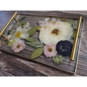 Bandeja de servicio de resina artística con colores vibrantes y patrones ideales para mejorar mesas de centro y entornos de comedor - Product Image 5