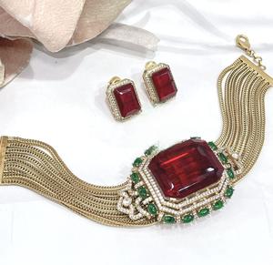 Ensemble collier et boucles d'oreilles de haute qualité, plaqué or, avec pierres CZ, pour mariage, collection moderne pour femmes - Product Image 1