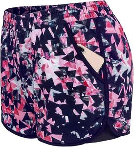 Pantalones cortos de mezclilla entrecruzados de cintura alta para mujer Pierna recta elástica con puños crudos y pantalones cortos de algodón con estampado lavado - Product Image 1