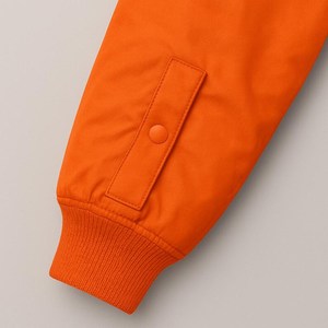 แจ็กเก็ตบอมเบอร์สำหรับผู้ชายเสื้อแจ็กเก็ตสไตล์สตรีทแวร์ผ้าบางสไตล์คลาสสิกน้ำหนักเบาเสื้อแจ็กเก็ตมีเทคนิคปักลาย - Product Image 4