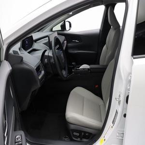 2023 para Toyota Prius XLE, el paquete completo de lujo Hatchback más vendido con motor Turbo, asientos de cuero panorámicos con dirección izquierda - Product Image 4