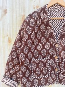 เสื้อแจ็กเก็ตผ้าคอตตอนบุนวมของผู้หญิงพิมพ์ลายดอกไม้กระดุมใส่สบายใส่ได้ทุกฤดู - Product Image 6