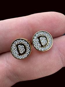 ต่างหูเพชรโมอิสซาไนต์ VVS แบบปรับแต่งได้ พร้อมตัวอักษรย่อชุบทองบนเงินแท้ 925 เครื่องประดับแฟชั่นสำหรับผู้หญิง - Product Image 6