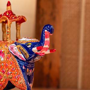 Joyería Tradicional Hecha a Mano con Diseño de Elefante Ambabari en Técnica Meenakari - Product Image 2