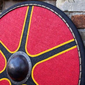 โล่ไม้ทรงกลมสีแดงสไตล์ยุคกลาง ขนาด 24 นิ้ว ของ CH Vikings ผลิตภัณฑ์ตกแต่งบ้านแบบวินเทจ ทำด้วยมือ ขัดเงา ปลอดภัย งานฝีมือคาลวิน - Product Image 2