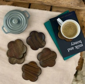 Posavasos de madera de nogal hechos a mano para café, té, copas de vino, uso multiusos, alfombrillas y almohadillas decorativas para el hogar - Product Image 4