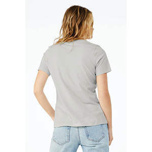Airlume – T-Shirt à manches courtes et col en v pour femme, en coton peigné et avec anneau, simple, 100% oz, 4.2 - Product Image 3
