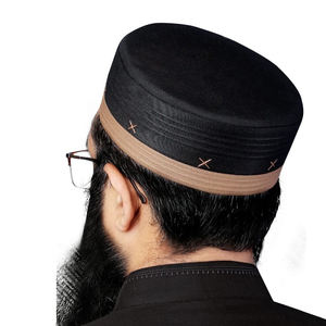 Meilleur chapeau Kufi traditionnel décontracté pour hommes Logo personnalisé Casquette de prière islamique multicolore Inspiré de l'automne en polyester pour le printemps Husn - Product Image 2