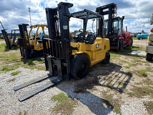 Chariot élévateur diesel d'occasion Cat DP40K - Product Image 3