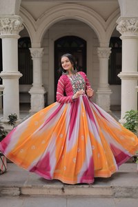 LANZAMIENTO NUEVO VESTIDO DE DISEÑADOR TELA FAUX GEORGETTE CON ESTAMPADO BANDHEJ CON TRABAJO BORDADO GAMATHI - Product Image 4