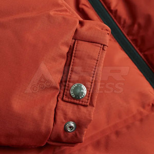Chaqueta de burbujas única para hombre para invierno estilo callejero MOQ bajo uso al aire libre con etiqueta privada - Product Image 5