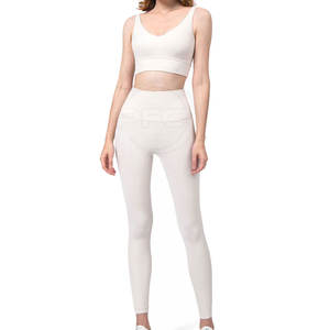 Direct Factory <b>Sale</b> High Quality Women's Gym Yoga Set Breathable Seamless Activewear with Solid Pattern - Product Image 1