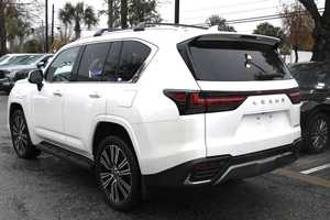 Lexus LX 600 Luxury 2022 Limpio, SUV con Tracción en las 4 Ruedas - Product Image 5