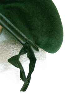 Béret unisexe en laine mélangée avec impression de logo personnalisée, idéal pour les spectacles culturels, les événements d'équipe et les activités de plein air - Product Image 5