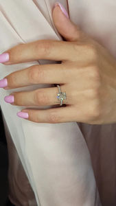 2.50 Ct Allongé Coussin Taille Moissanite Diamant Hidden Halo Solitaire Bague de Fiançailles en Or Blanc Cadeau de Luxe pour les Femmes - Product Image 6