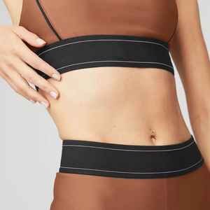 Conjunto de Yoga para Mujer, Diseño Profesional, Transpirable, Cuello en V, Cintura Elástica, 100% Poliéster, Sin Tirantes, Logotipo Frontal, Color Sólido, Nueva Llegada 2026 - Product Image 3