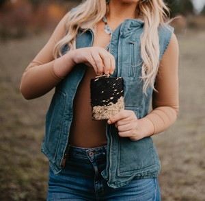 Cowhide Leather Flask Rustic Charm Handcrafted Cowhide Leather Flask for BBQ and Restaurant and Wine Purpose - Product Image 3