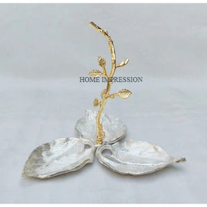 Bol de fruits essentiels pour la maison et la cuisine Plateau de table de fête de mariage Plateau de fruits secs en forme de feuille en métal et aluminium Prix bon marché - Product Image 2